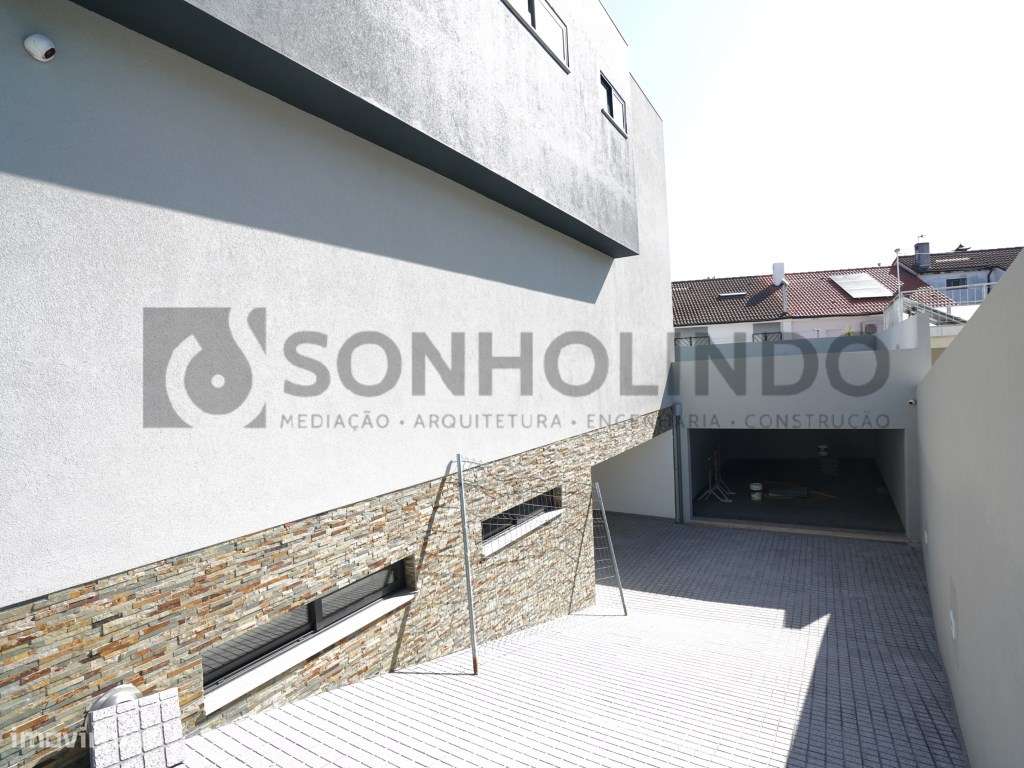 Moradia T3 Nova com escritório, no centro da cidade em fase final d...-24