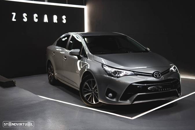 Toyota Avensis SD 2.0 D-4D Luxury+GPS - 3