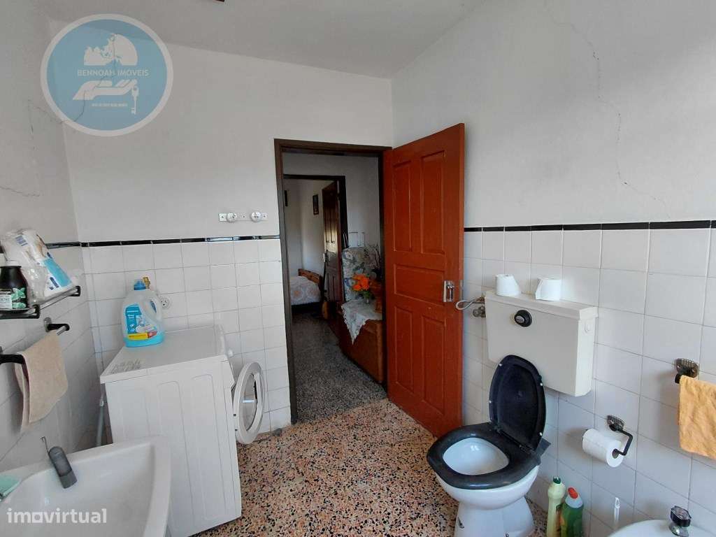 Casa Geminada T3 com Terreno Outerinho, Cabeceiras de Basto-28