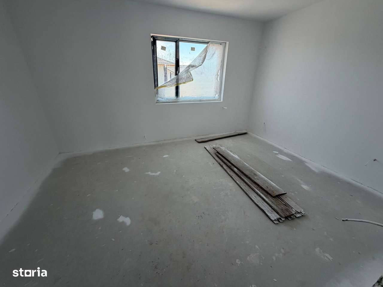 CASA TRIPLEX - RATE DEZVOLTATOR, TOATE UTILITATILE, COMISION  0%-4