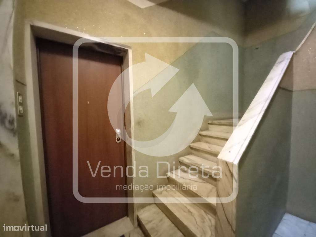 Apartamento T2 Totalmente Remodelado, localizado na Póvoa de Santo ... - Grande imagem: 4/24