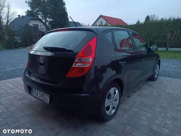 Hyundai I30 1.4 Base + EU5 - 6