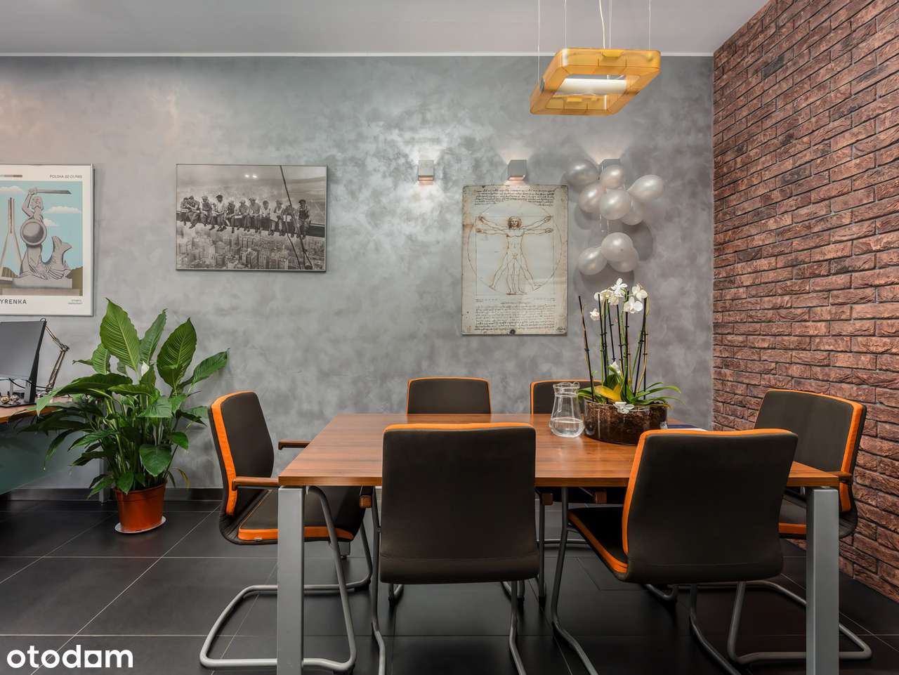 Budynek biurowo-magazynowego 625 m2 z działką 1532 m2 w Centrum-8