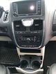 Chrysler Town & Country 3.6 Limited - 28