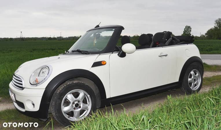 MINI Cooper Cabrio - 7