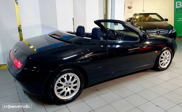 Alfa Romeo Spider 2.0 TS - 10