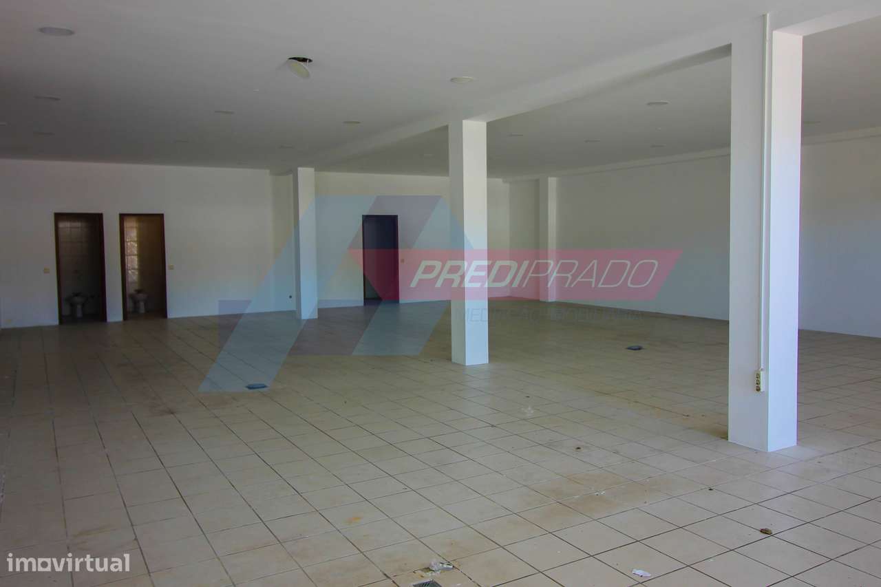 Loja para arrendar em Cervães, Vila Verde! - Grande imagem: 4/6