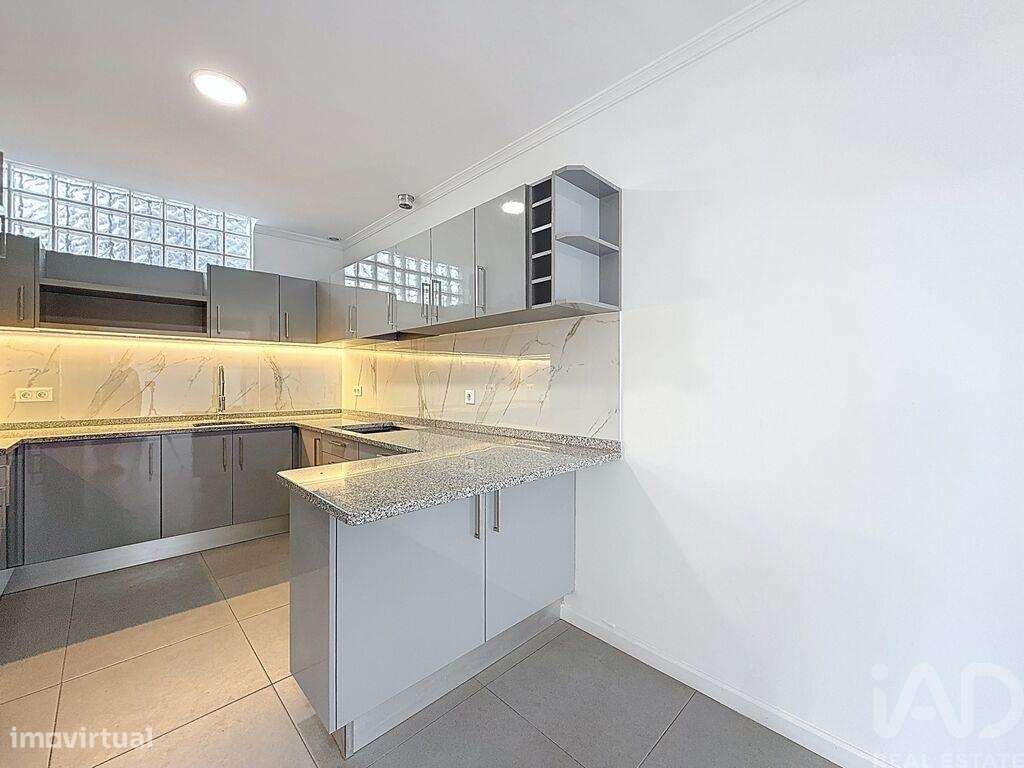 Casa / Villa T3 em Funchal (Santa Luzia) de 95 m2 - Grande imagem: 4/19