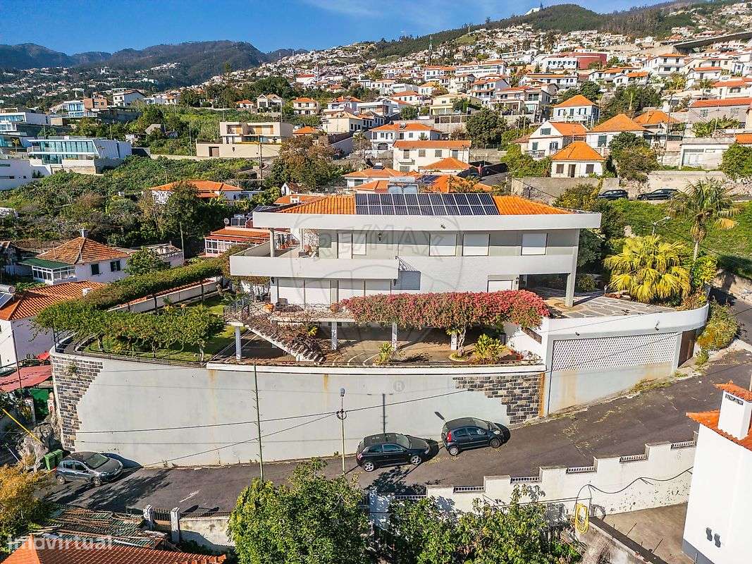 Moradia T4 para venda-27