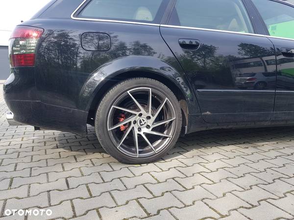 Audi A4 Avant 1.8T Quattro - 12