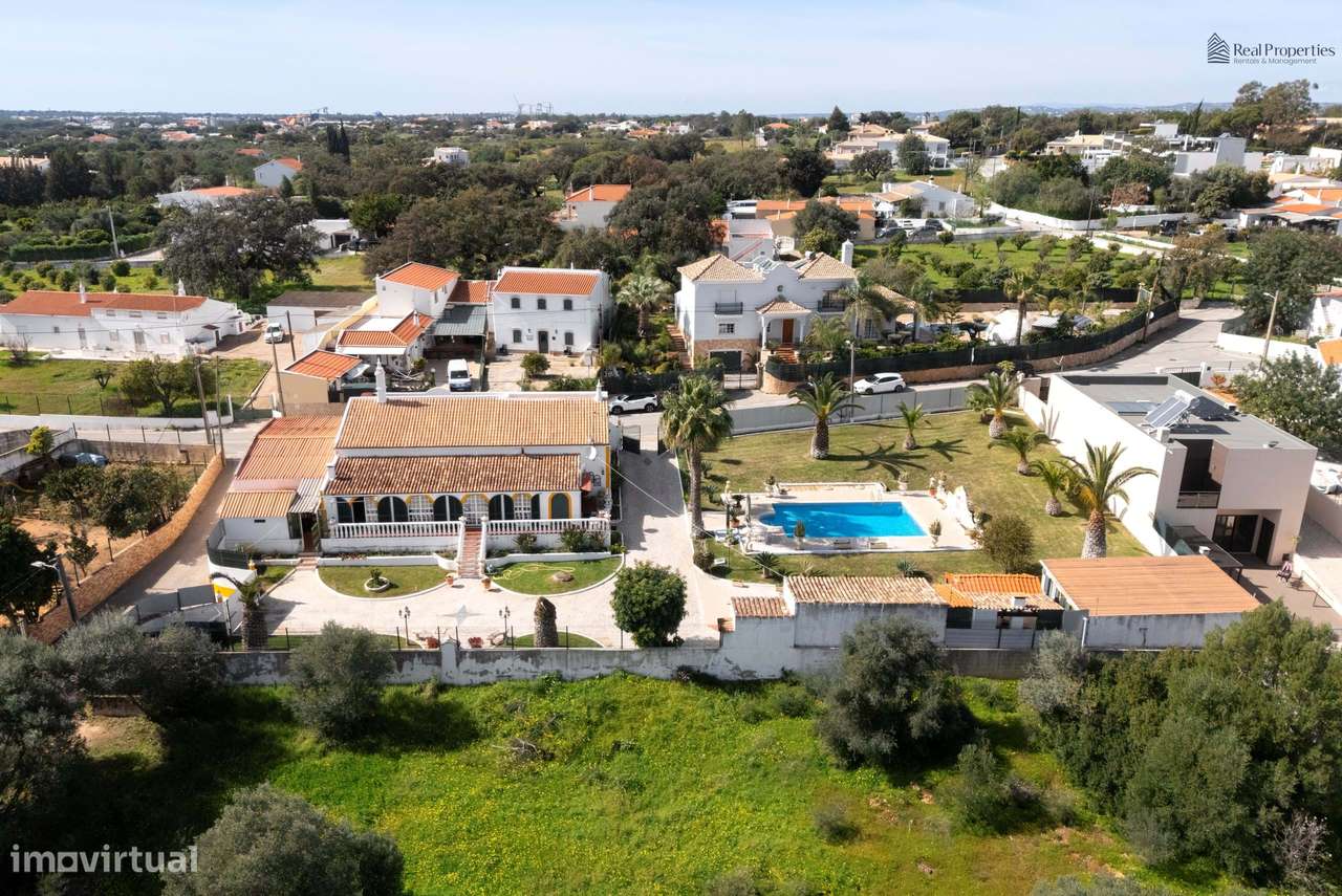 Encanto Algarvio – Moradia Térrea Isolada com Piscina e Jardim-51