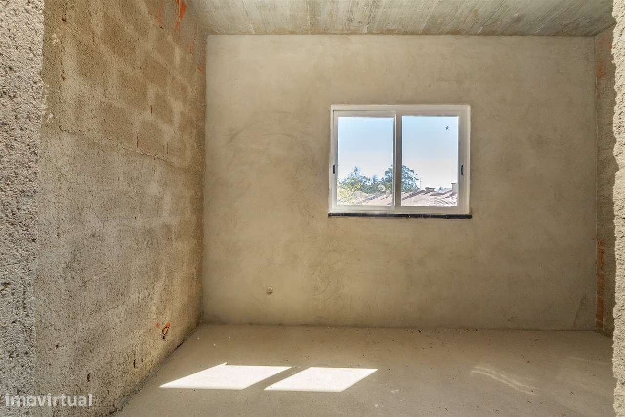 Moradia T4 em Construção em Vale Flores - Feijó Almada-33