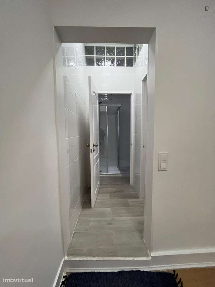 Quarto - localizado em Baixa Lisbon - Grande imagem: 3/8