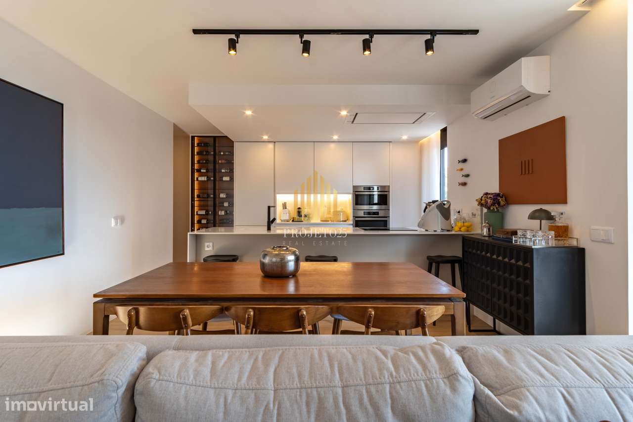 Luxuoso T2 Green Terrace, com grande varanda, zonas verdes e jardins.-16