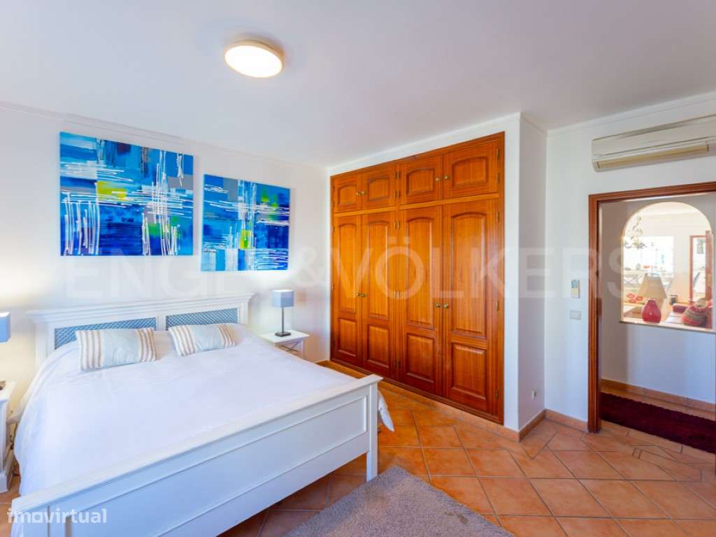 Moradia T3 com Piscina em São Brás de Alportel-20