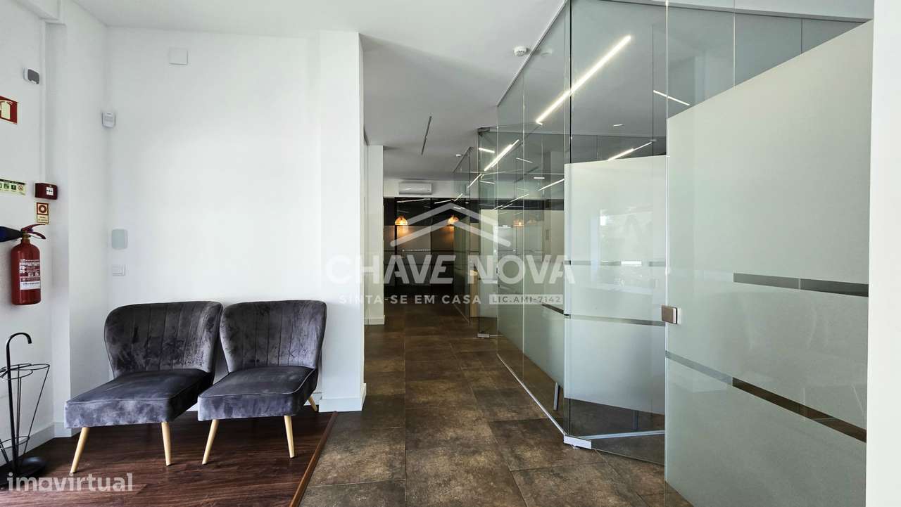 Loja com 207m2 na Praia de Lavadores em Canidelo - Grande imagem: 2/31