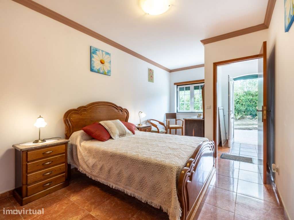 Magnífica Moradia Térrea T3+2 de estilo tradicional com terreno de ...-27