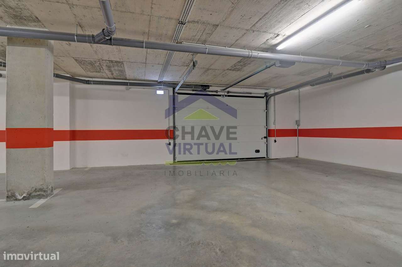 Excelente Apartamento T3 com Garagem - Centro Bombarral-37