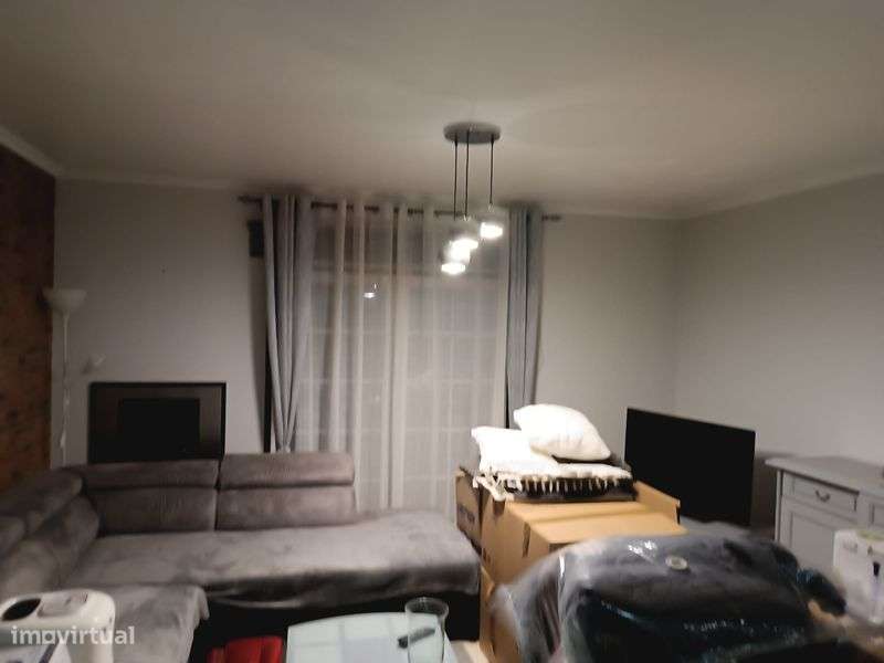 Aluga-se casa com dois quartos - Grande imagem: 4/7