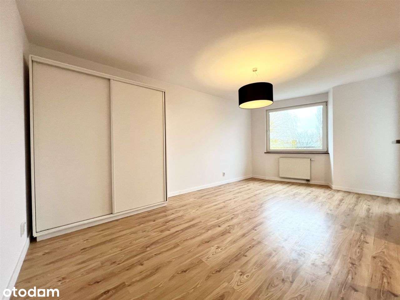 Nowsze budownictwo 2 pokoje z dużym balkonem-0