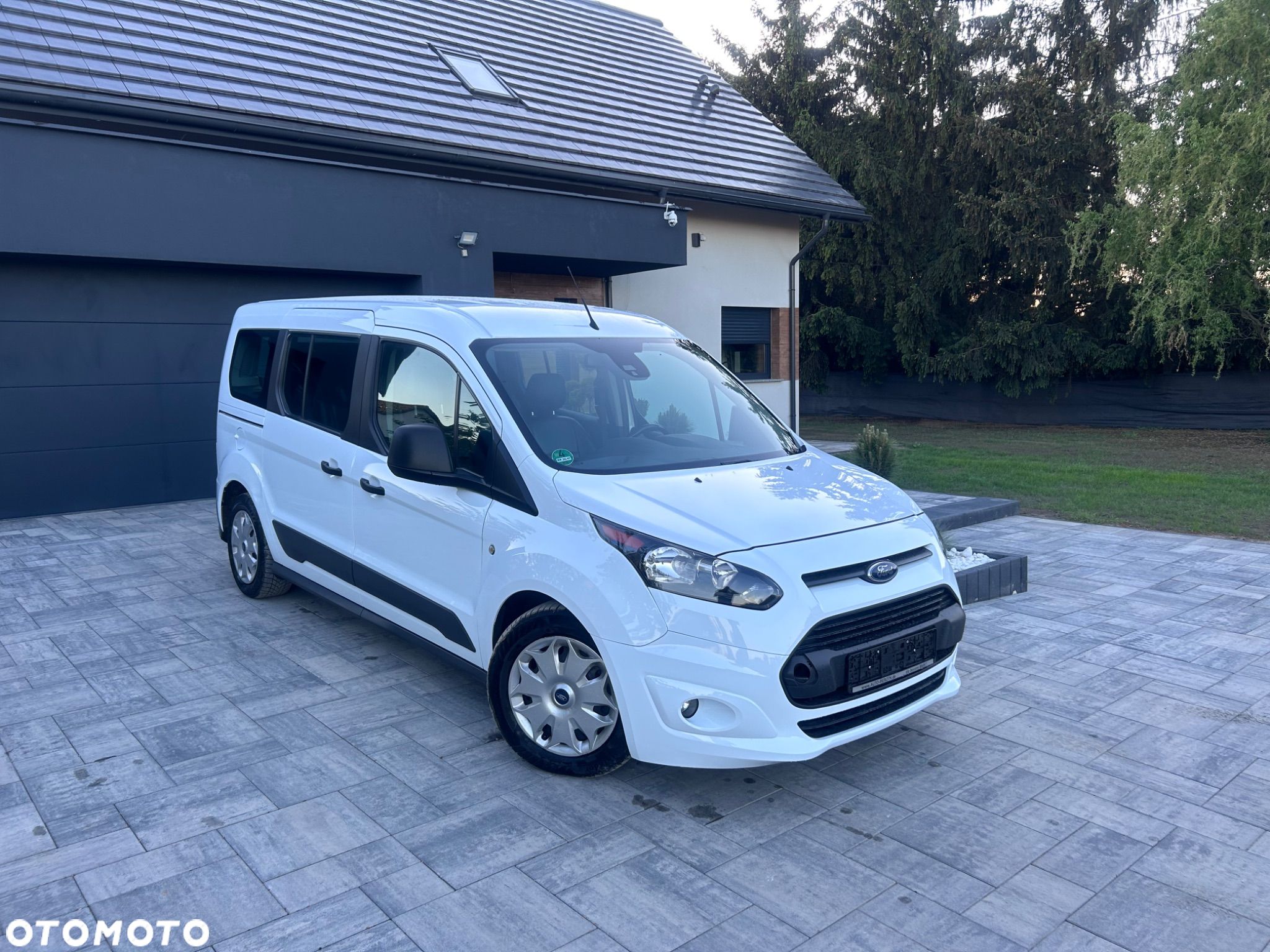 Ford Tourneo Connect 1.5 TDCi Start-Stop Titanium - 1