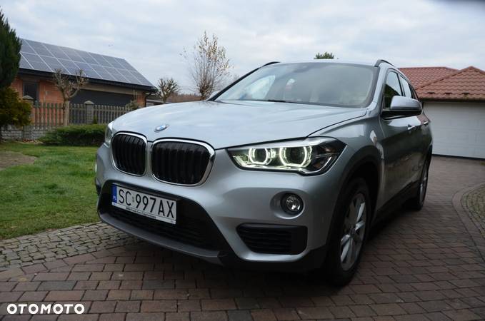 BMW X1 xDrive20d Advantage - 6