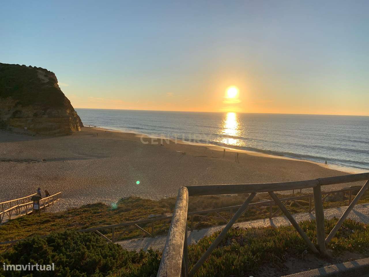 Moradia T5 renovada com piscina, perto da Ericeira.-46
