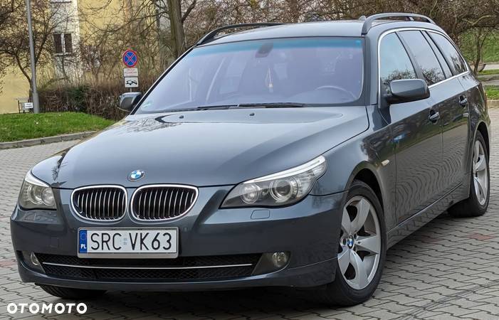 BMW Seria 5 525i - 29