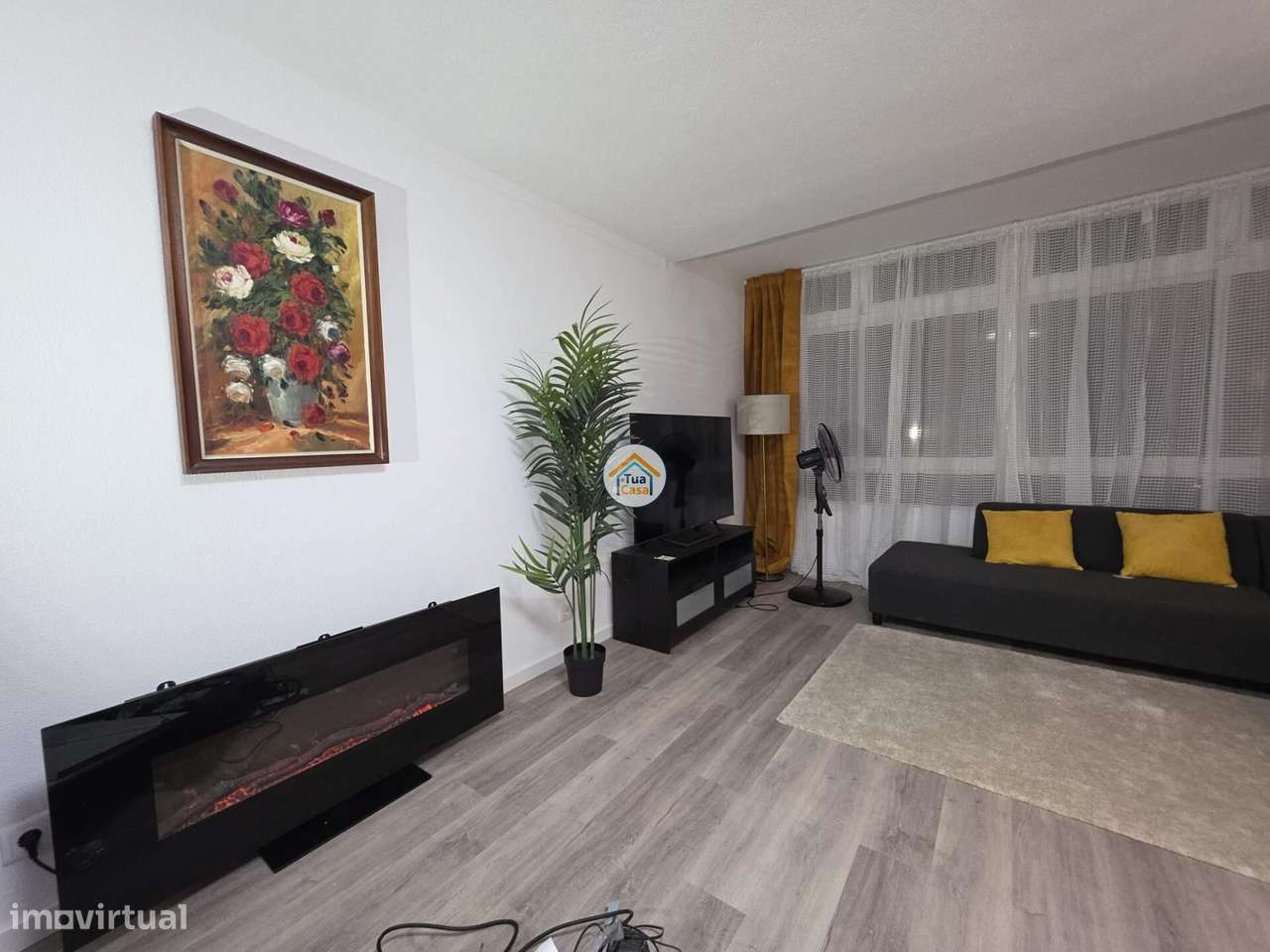 Apartamento T2+1 Renovado á 200 metros da praia de Quarteira-3