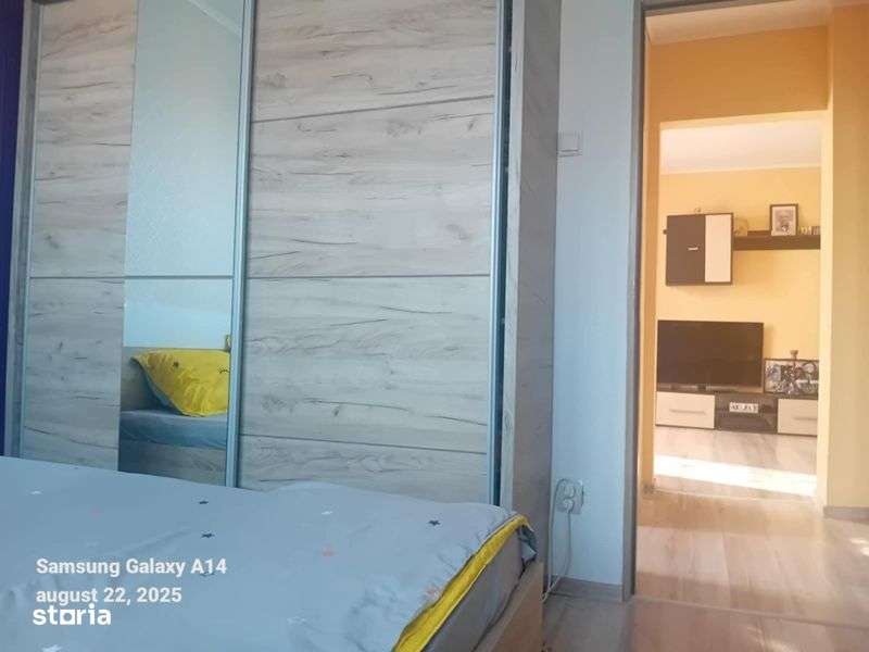 Vand apartament 3 camere - Imagine principală: 5/8