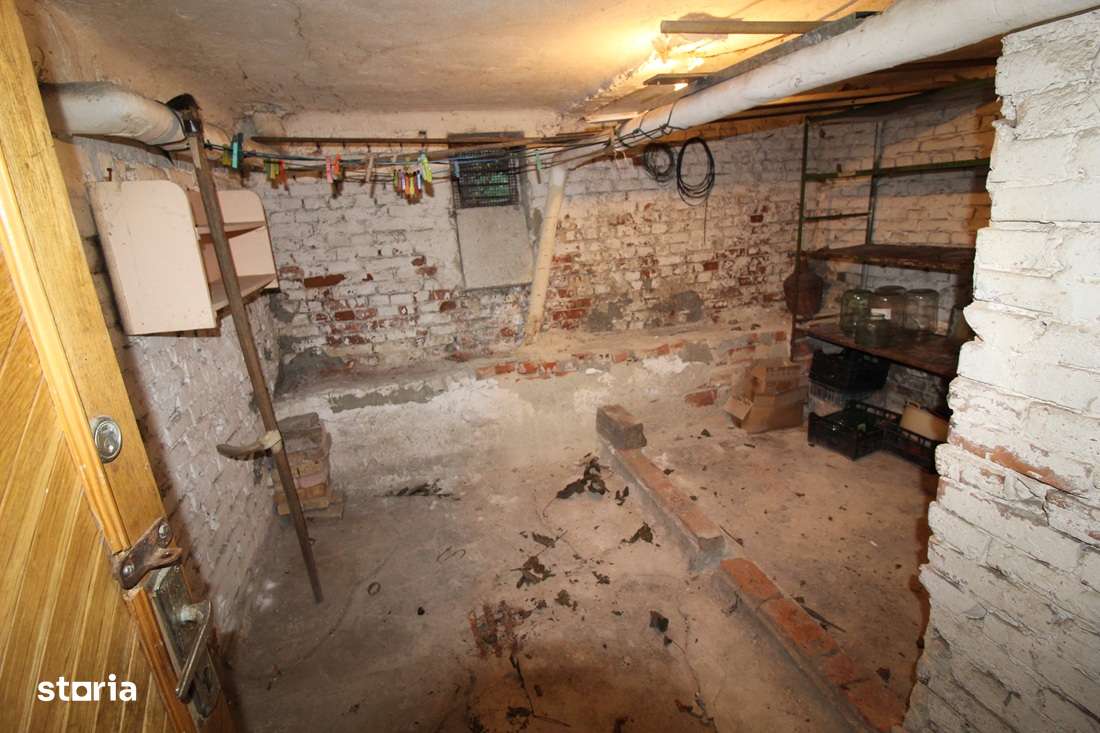 Vând apartament 2 camere în Hunedoara, zona OM-Bd.1848, parter înalt-9