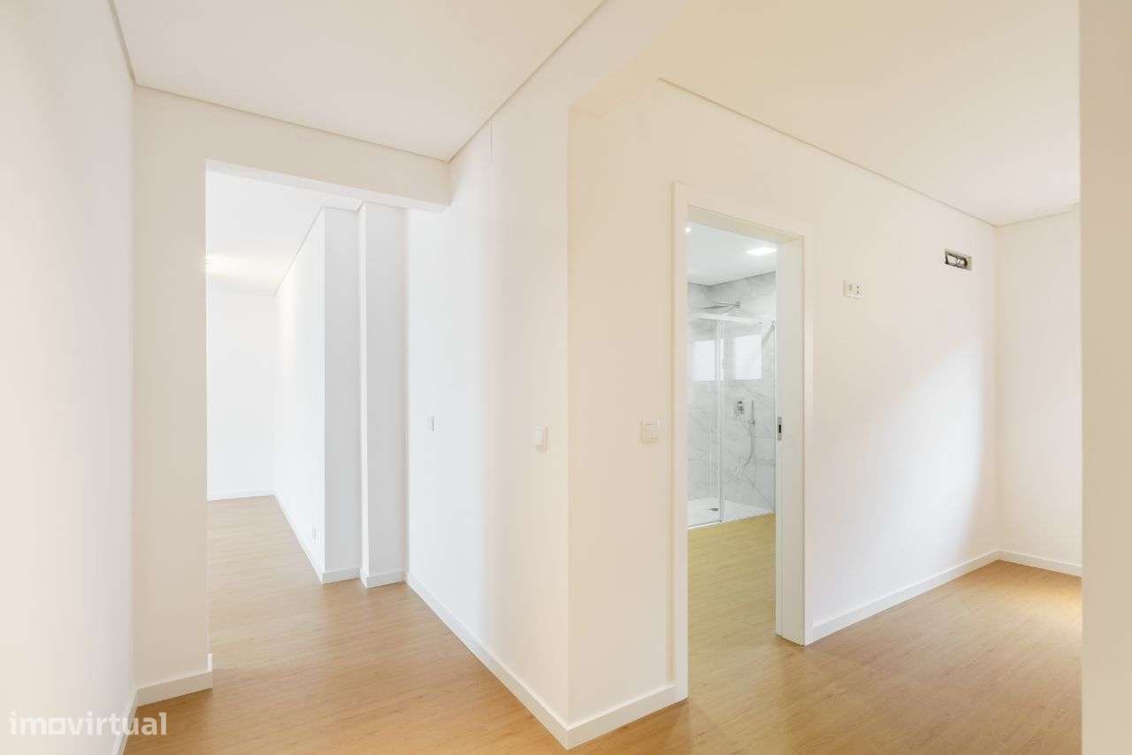 Moradia T5 Remodelada - Condomínio da Fonte Seca-44