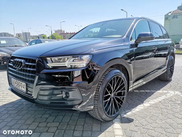 Audi Q7 3.0 TFSI Quattro Tiptronic - 1