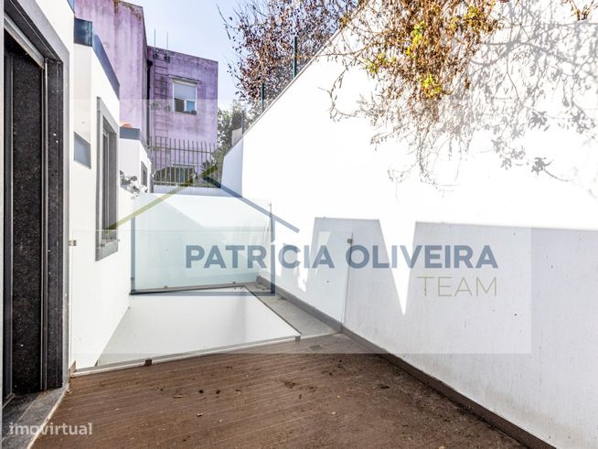 Moradia Duplex a Estrear com duas SUITES , dois TERRAÇOS E estacion...-18