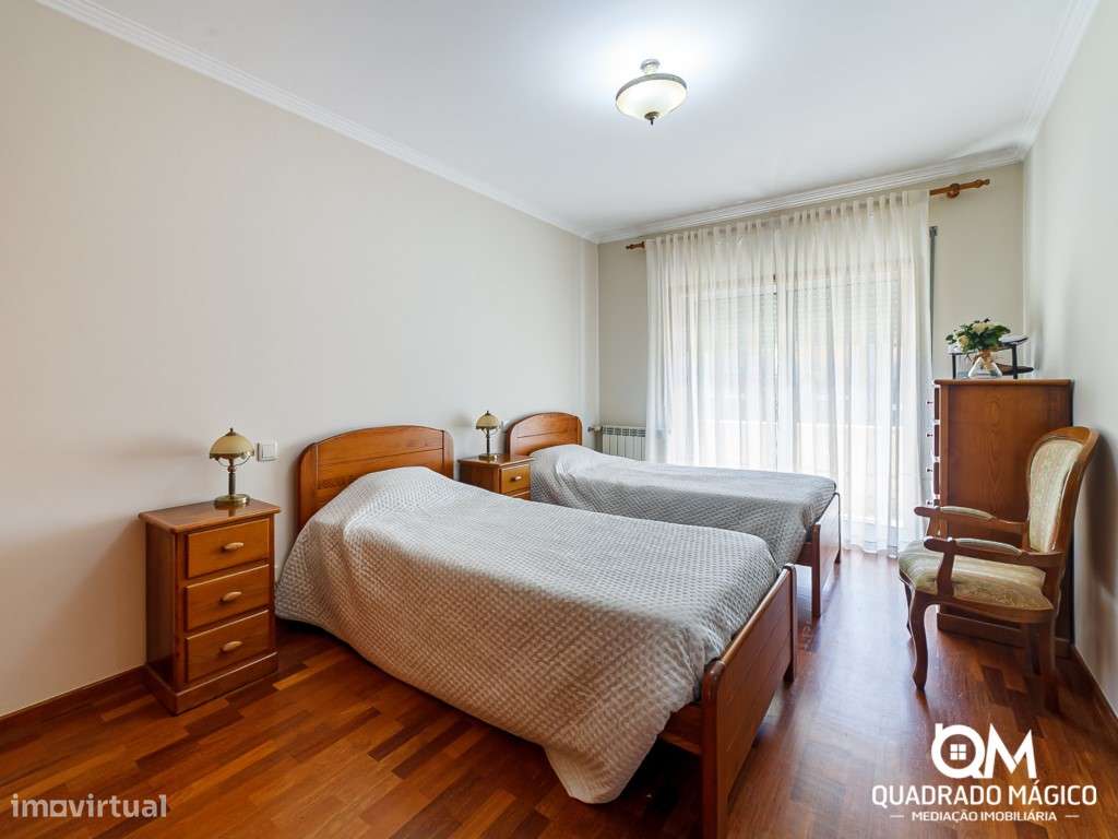 Fantástica Moradia T3 com Jardim, Churrasqueira e Garagem para 2 Ca...-28