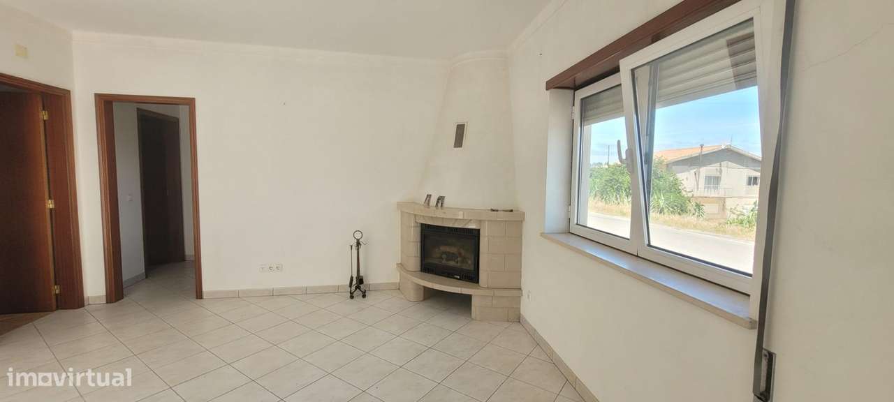 Moradia T2 em Lavos-6