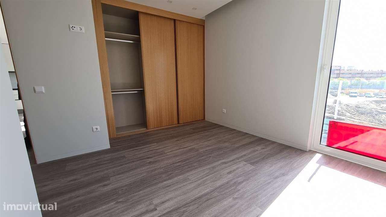 ARRENDAMENTO - Apartamento T1 em Montgeron, Póvoa de Varzim - Grande imagem: 5/10