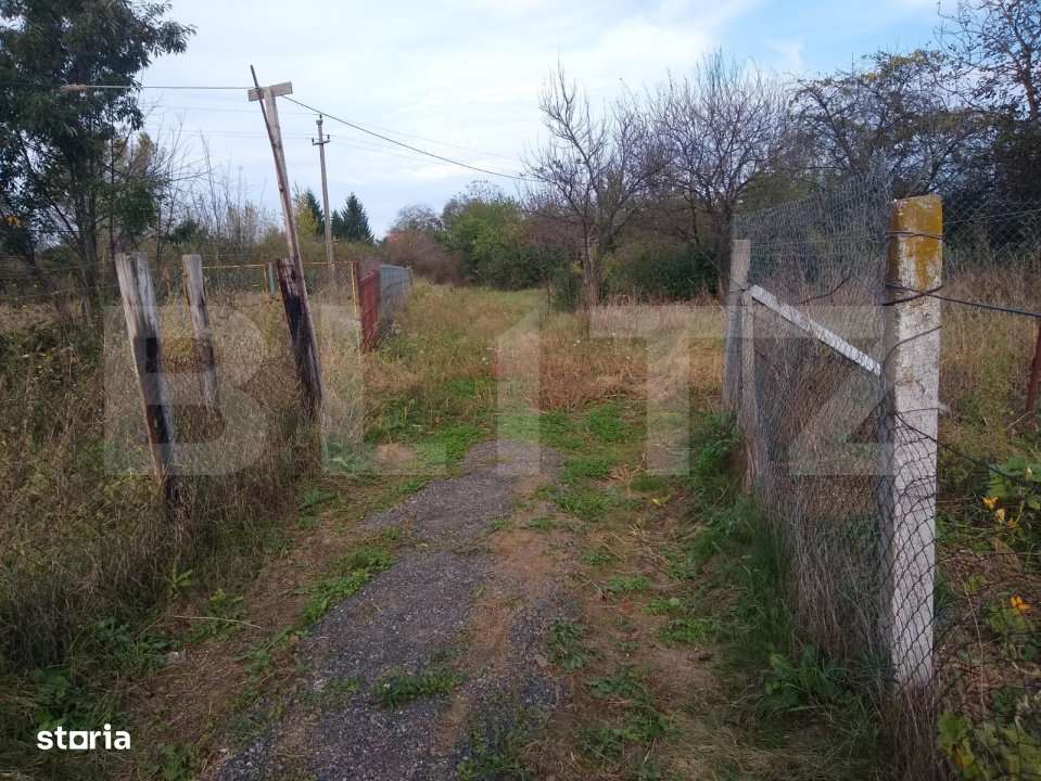 Teren intravilan de vanzare, 1400 mp, zona Bercu Rosu - Imagine principală: 4/9