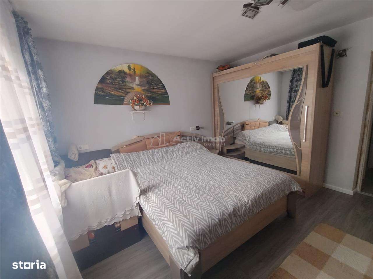 Petrosnita, Casa la Curte cu Garaj si Teren de 900 Mp - Imagine principală: 4/20