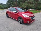 Peugeot 208 GTI 200 THP - 1