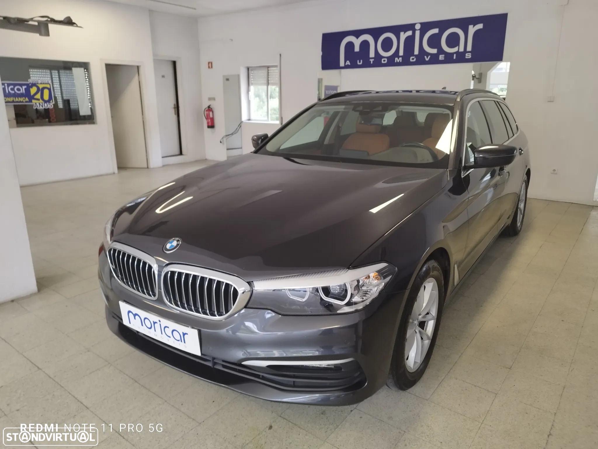 BMW 520 d Line Luxury Auto - 2