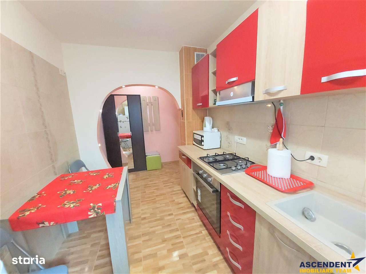 Apartament 2 camere, mobilat si utilat, Centrul Civic - Grivitei, Bras - Imagine principală: 1/9