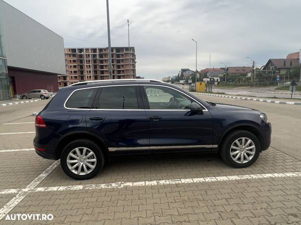 Volkswagen Touareg 3.0 V6 TDI BMT - 4