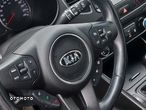 Kia Carens 1.7 CRDi L 7os - 6