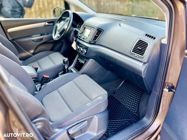 Volkswagen Sharan 2.0 TDI BlueMotion Technology Comfortline - 13
