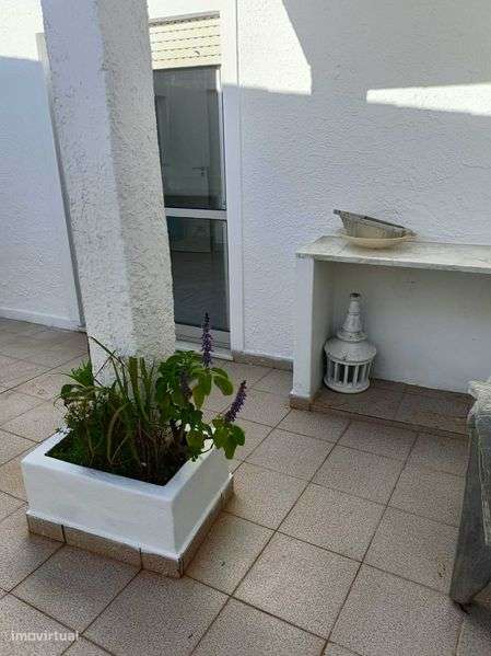 Alugo Moradia na Ladeira do Vau - Estrada de Monchique - Grande imagem: 5/8