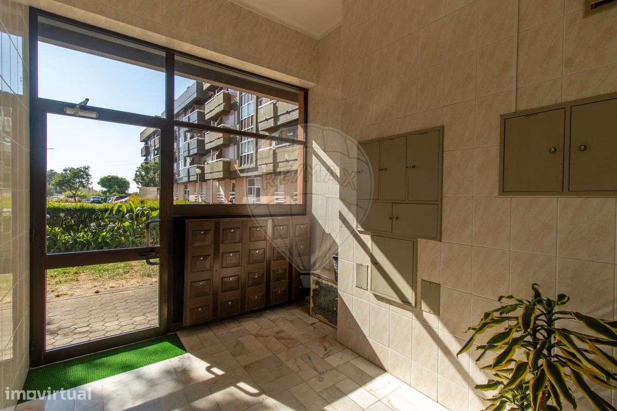 Apartamento T2 - Esgueira-24