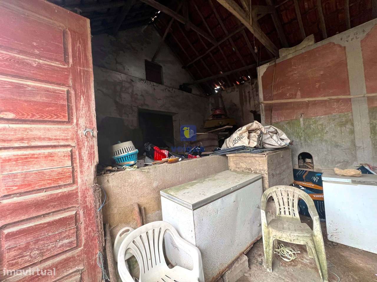 Baixa de Preço !!!! Villa para Recuperação na Labrujeira - Ventosa - A-26