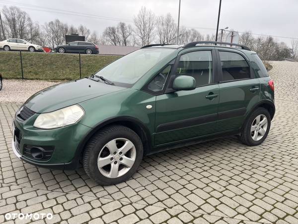 Suzuki SX4 1.6 Comfort 4WD - 1