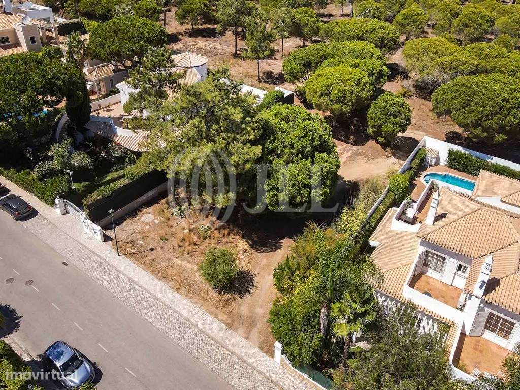 Terreno para construção, Varandas do Lago, Ancão, Algarve - Grande imagem: 3/19